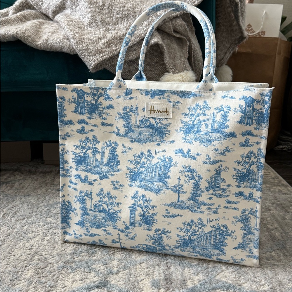 Harrods Toile Print Tote in Blue and Cream